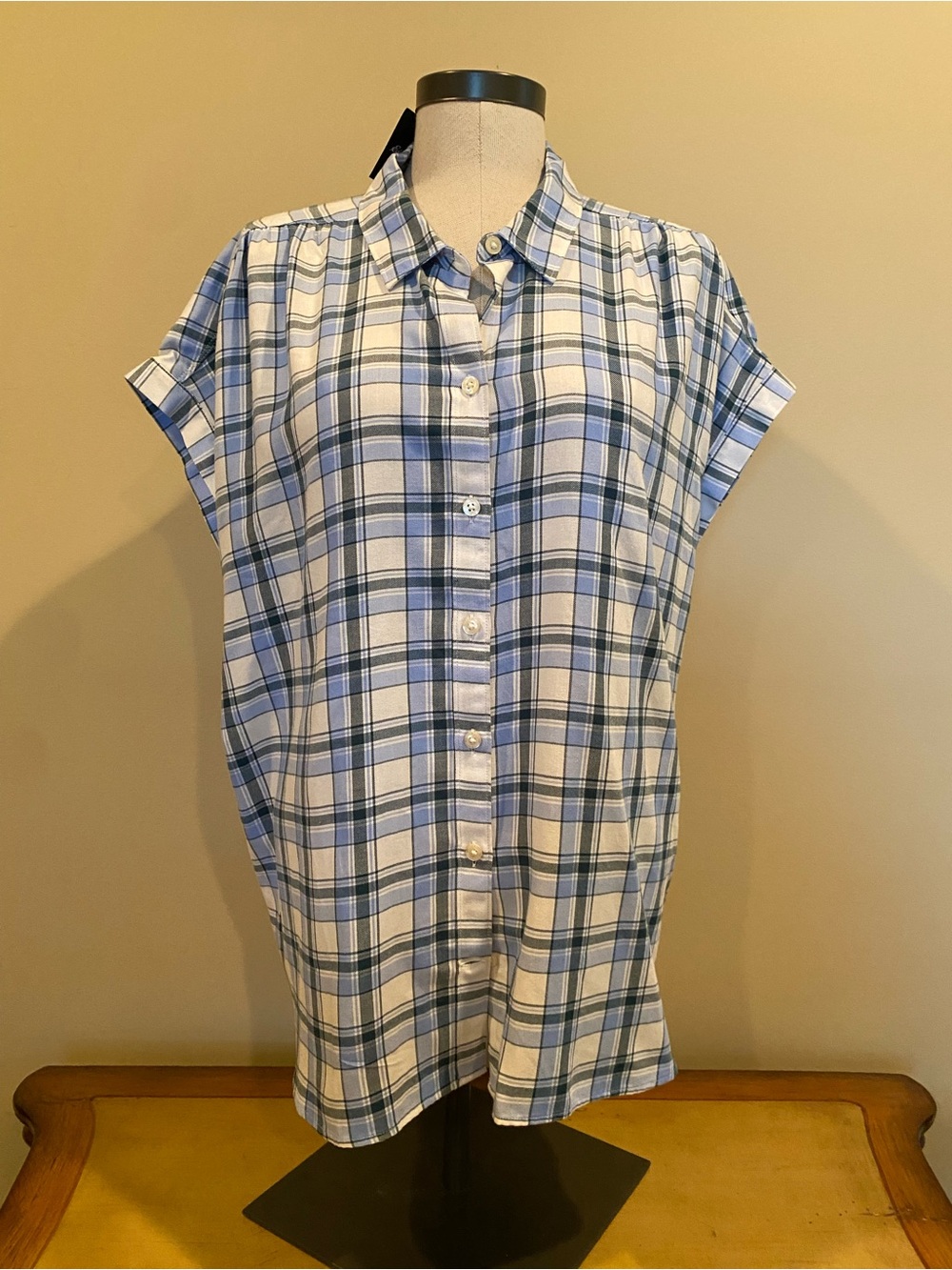 Eddie Bauer Women’s Halcyon SS Shirred Plaid Blue Shirt NWT Size 2XL